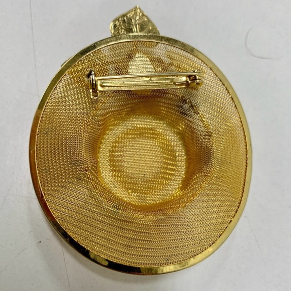 Gold Tone Mesh Floral Hat Pin Brooch Costume Jewelry - Unmarked - Picture 2 of 3